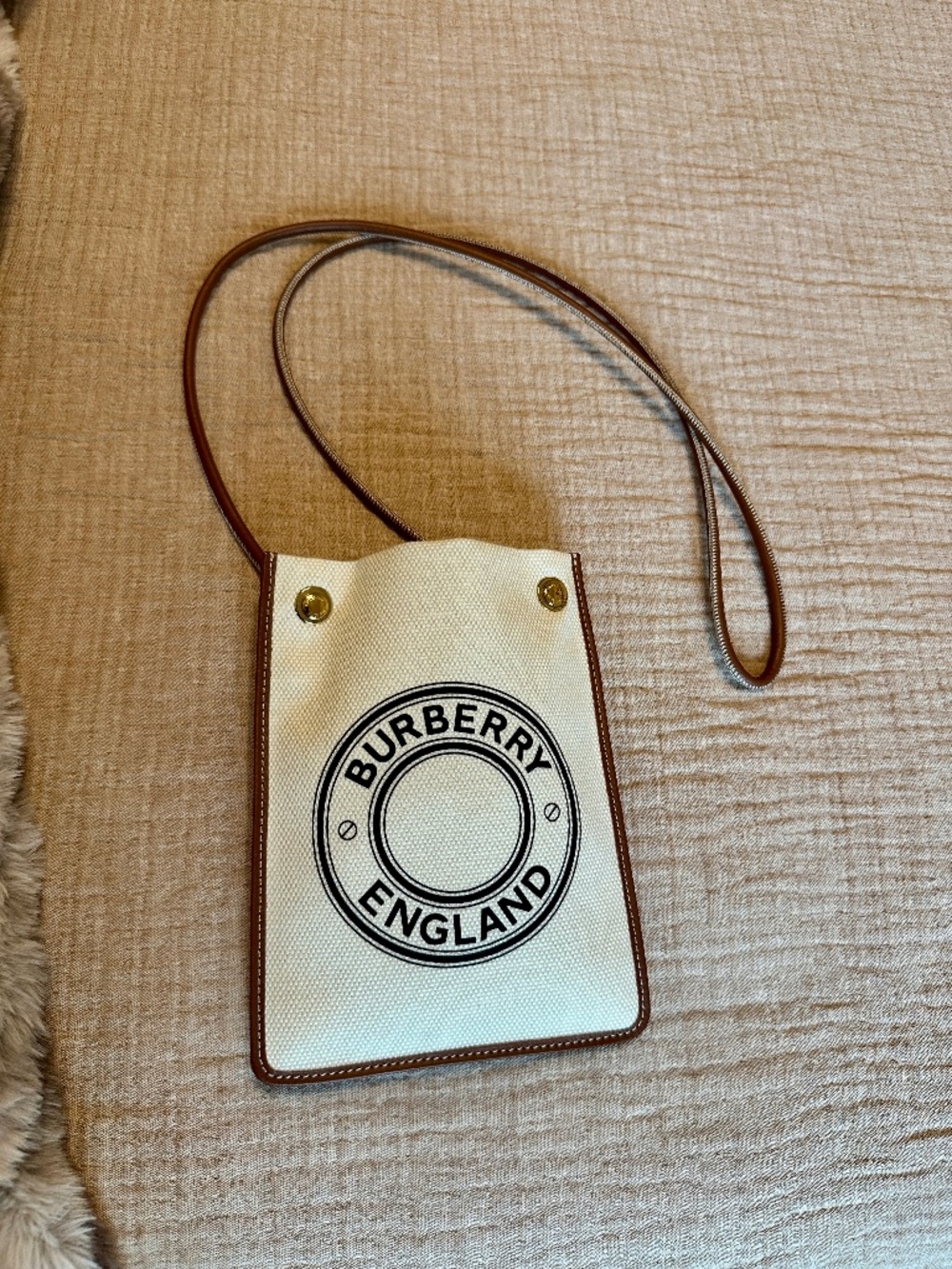 Burberry Canvas Crossbody Pouch – New, With Dust Bag - Picture 2 of 8
